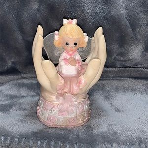 Porcelain Baby Angel w. Cupping hands .